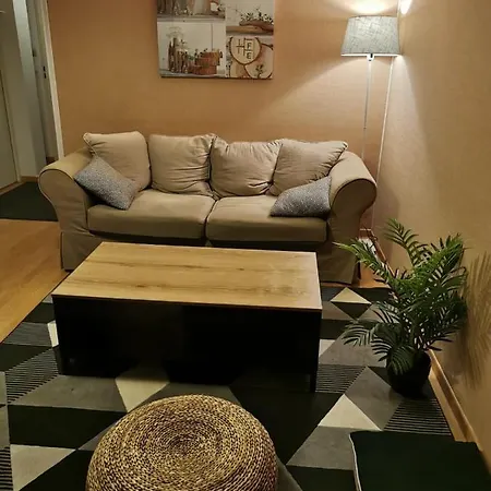 Beau T3 Place Parking, Vue Degagee Proche Centre Apartment Bagneres-de-Luchon